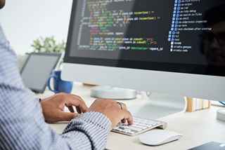 Tracing the Evolution of Web Design: From HTML to Responsive Design