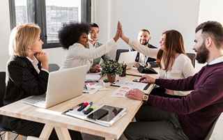 Empowering COOs: Strategies for AI in Employee Engagement