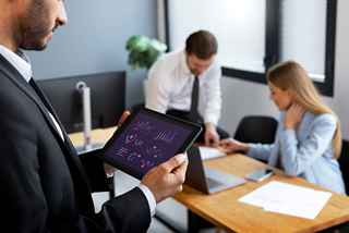 Empowering COOs: Strategies for AI in Employee Engagement