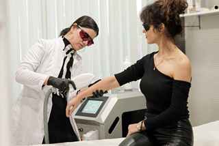 Skin tightening in Abu Dhabi
