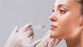 Lip Fillers Injections in Dubai