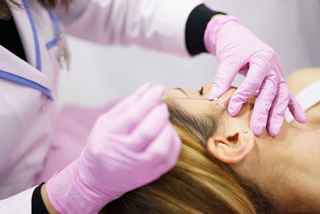 Sugar Thread Lift in Abu Dhabi