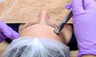 Eyebrow Hair Transplant in Abu Dhabi