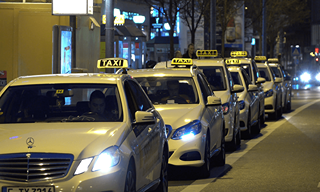 Walton Station Taxis